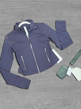 Lululemon Nulu Cropped Define Jacket Grape Mist Size 8
